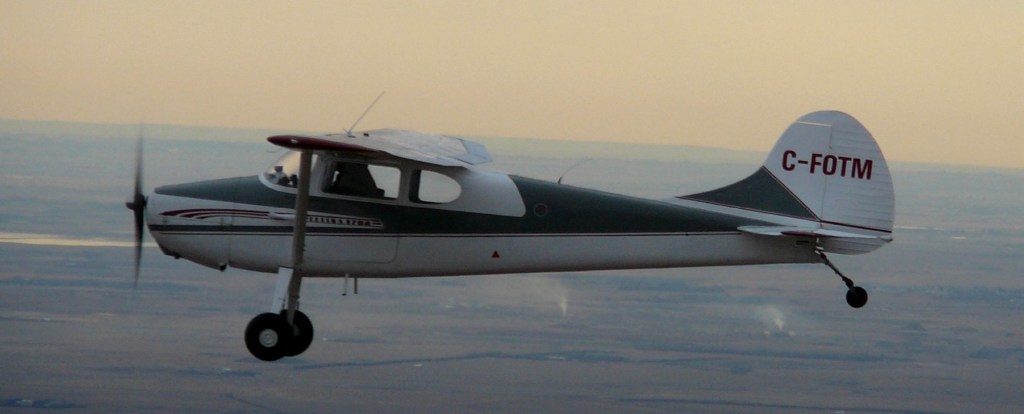 Photo: Airplane flying ©CRFCYYC