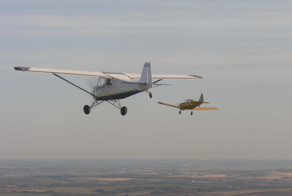 Photo: Airplanes flying ©CRFCYYC